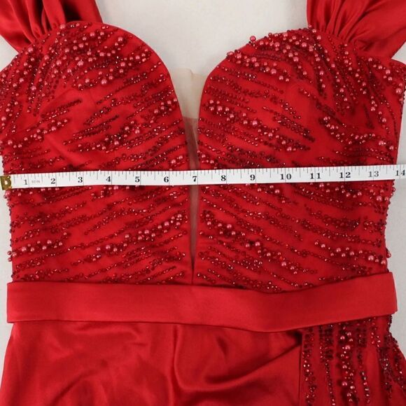 Dressing Room style# 1878 Deep-V Beaded Bodice Dress With Train - Women's Size 1 - Picture 9 of 12